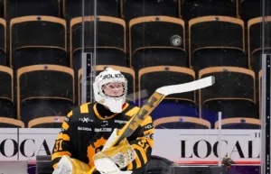 JVM-aktuella svenskens succéstart – prisas av ligan