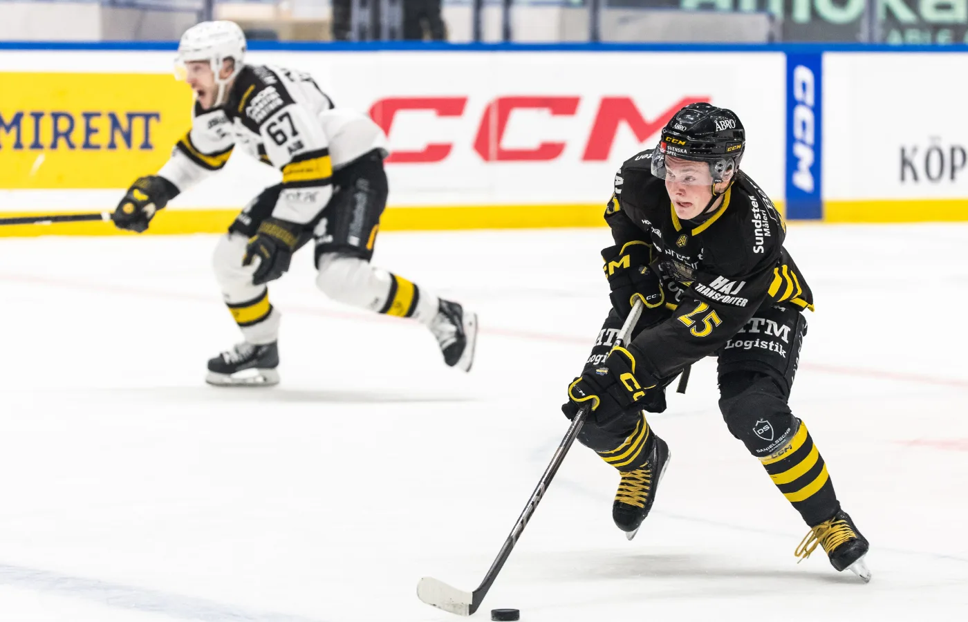 Före detta AIK-talangen klar för spel i Hockeyettan