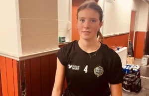 Storlöftet dominant TV-puckpremiären – sköt fem mål