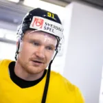 Beskedet: Svensken skickas till AHL efter trejden