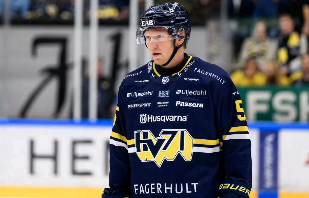 HV71-stjärnan tillbaka i full träning