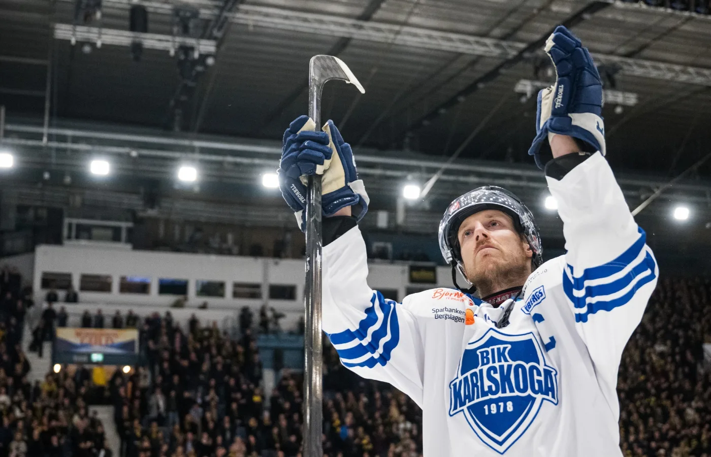 Kaptenen om ovissa framtiden: ”Får väl skynda och fynda”