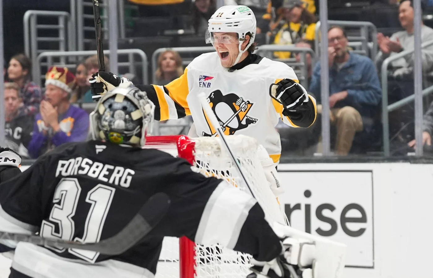 Filip Hållander första NHL-målet