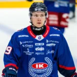 Tänkta stjärnan bänkades: ”Försöker med alla medel”