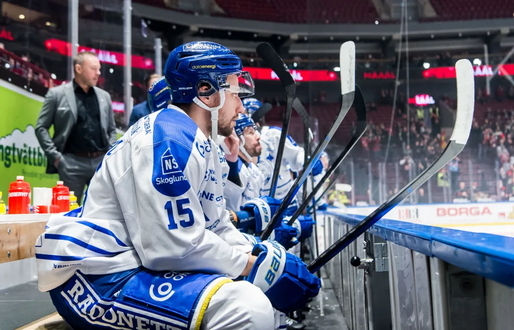 Stjärnans comeback dröjer: ”Ett par veckor bort”