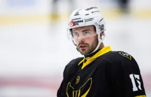 Berättar i tv om skadan på träning: ”Grus i maskineriet”