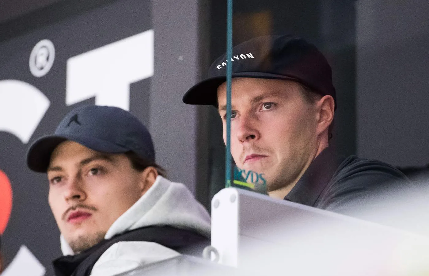 Får nytt kontrakt i SHL – hyllas: ”Det är fan bra gjort”