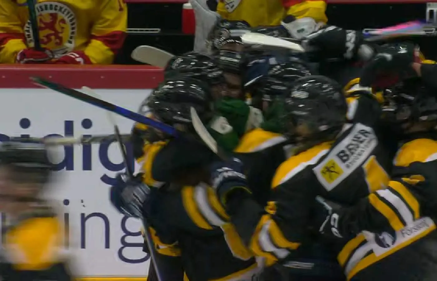 Skriver historia – efter förvirringen: ”Trodde det var en straff till”