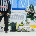 Märkliga bilderna – målvakten lämnar plötsligt