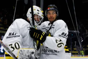 Hugo Pettersson låg bakom segern för AIK mot Mora