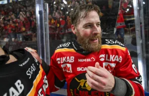 Linus Omark klar – för spel i division 3