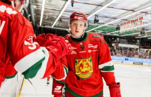 Klart: Bryter låneavtalet med SHL-talangen