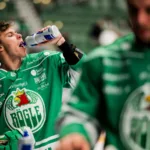 Uppgifter: SHL-forwarden petas mot Tre Kronor – i hemmaarenan