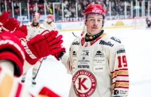 Bomben: Uppges sälja allsvenske stjärnforwarden