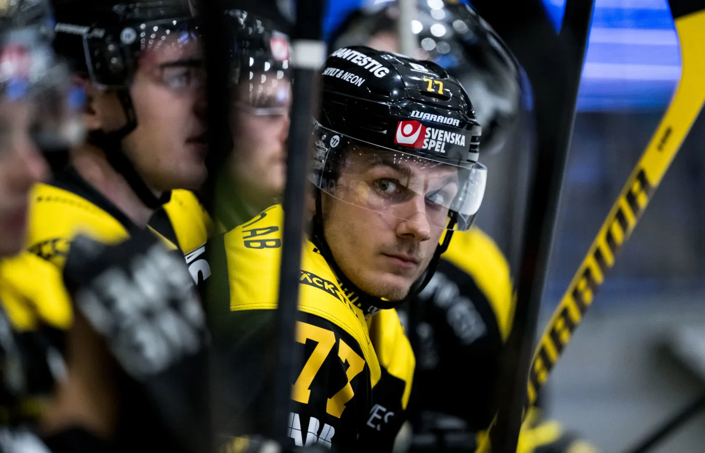 Förlänger kontraktet – efter insamling