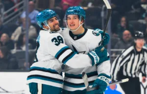 Succén: 19-åringen toppar NHL:s poängliga