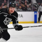 Tidigare storlöftet anklagas för att ha stulit flickvännens pengar