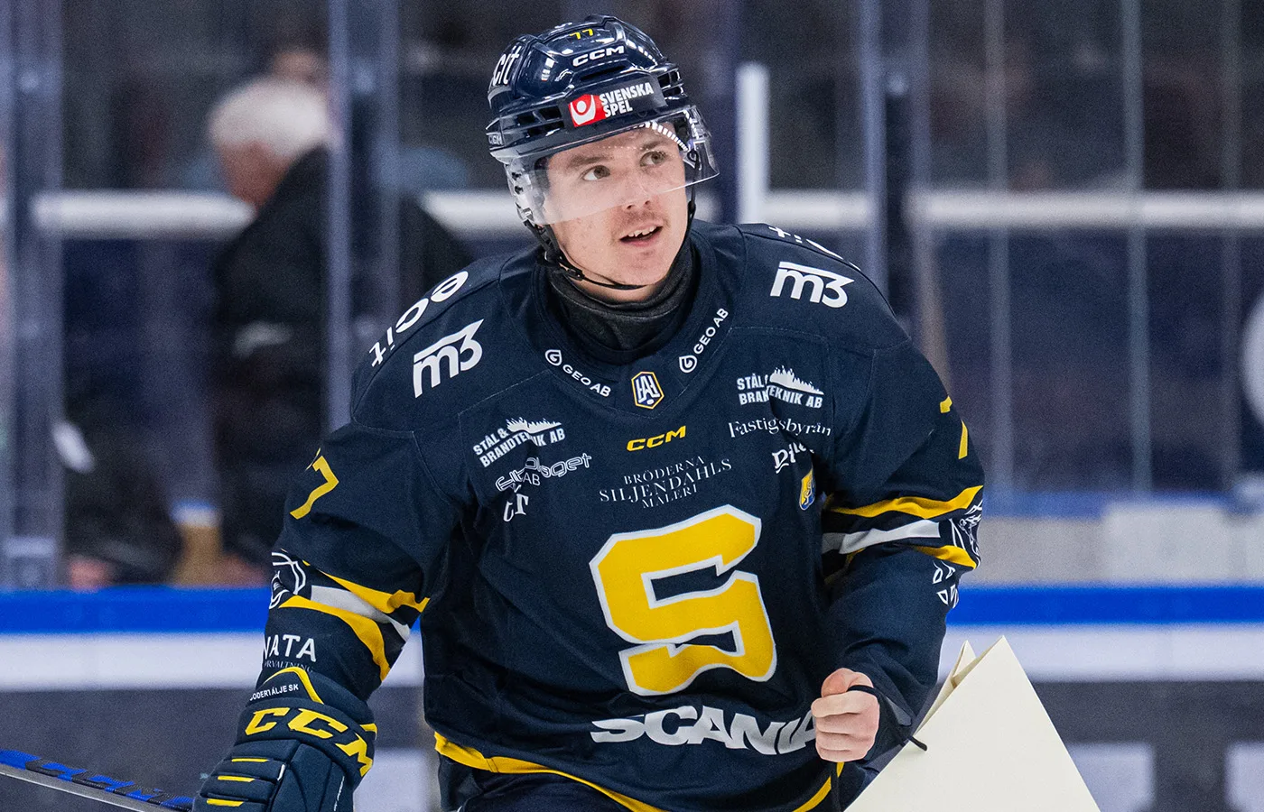 Fick lämna Södertälje – flyttar till Finland