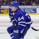 Stängs av utan lön – efter att ha lämnat laget