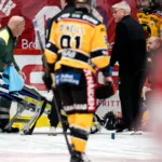 Otäcka scener i Timrå – Oscar Engsund rullas ut på bår