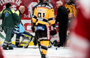 Otäcka scener i Timrå – Oscar Engsund rullas ut på bår