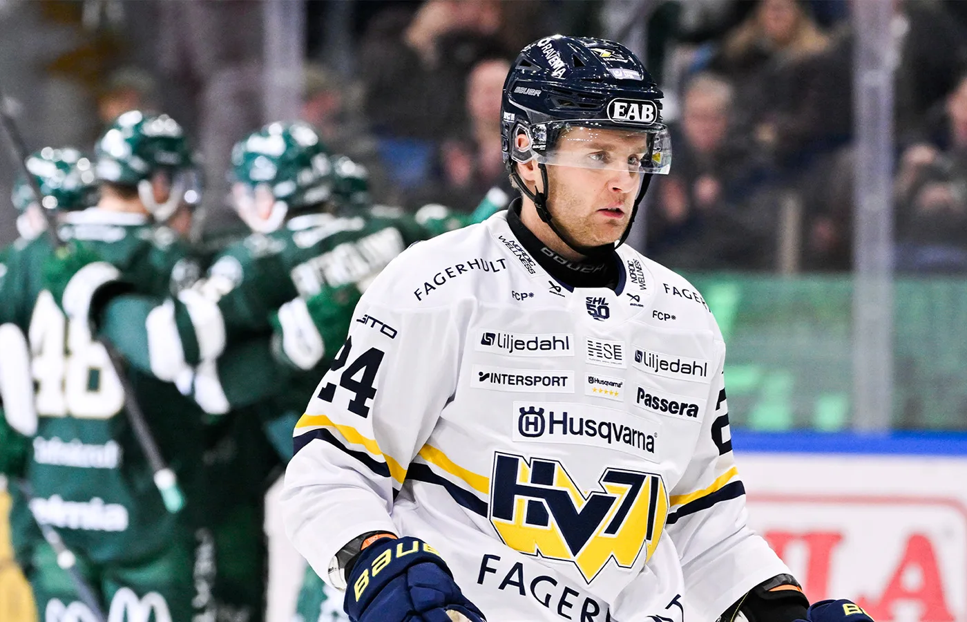 Nyförvärvets mardröm: Blir borta länge