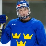 Stjärnan vänder hem från PWHL