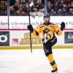 Detaljerna kring Omarks återkomst: ”Handlar om skolavgifter”