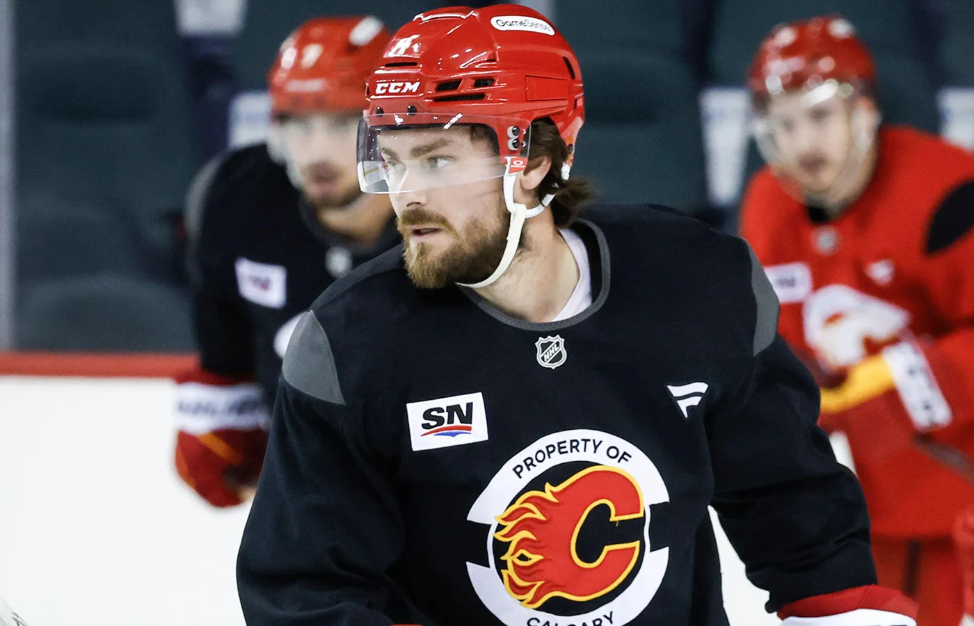 Rasmus Andersson svarar på ryktena: ”Skrattar åt vad de lägger ut”