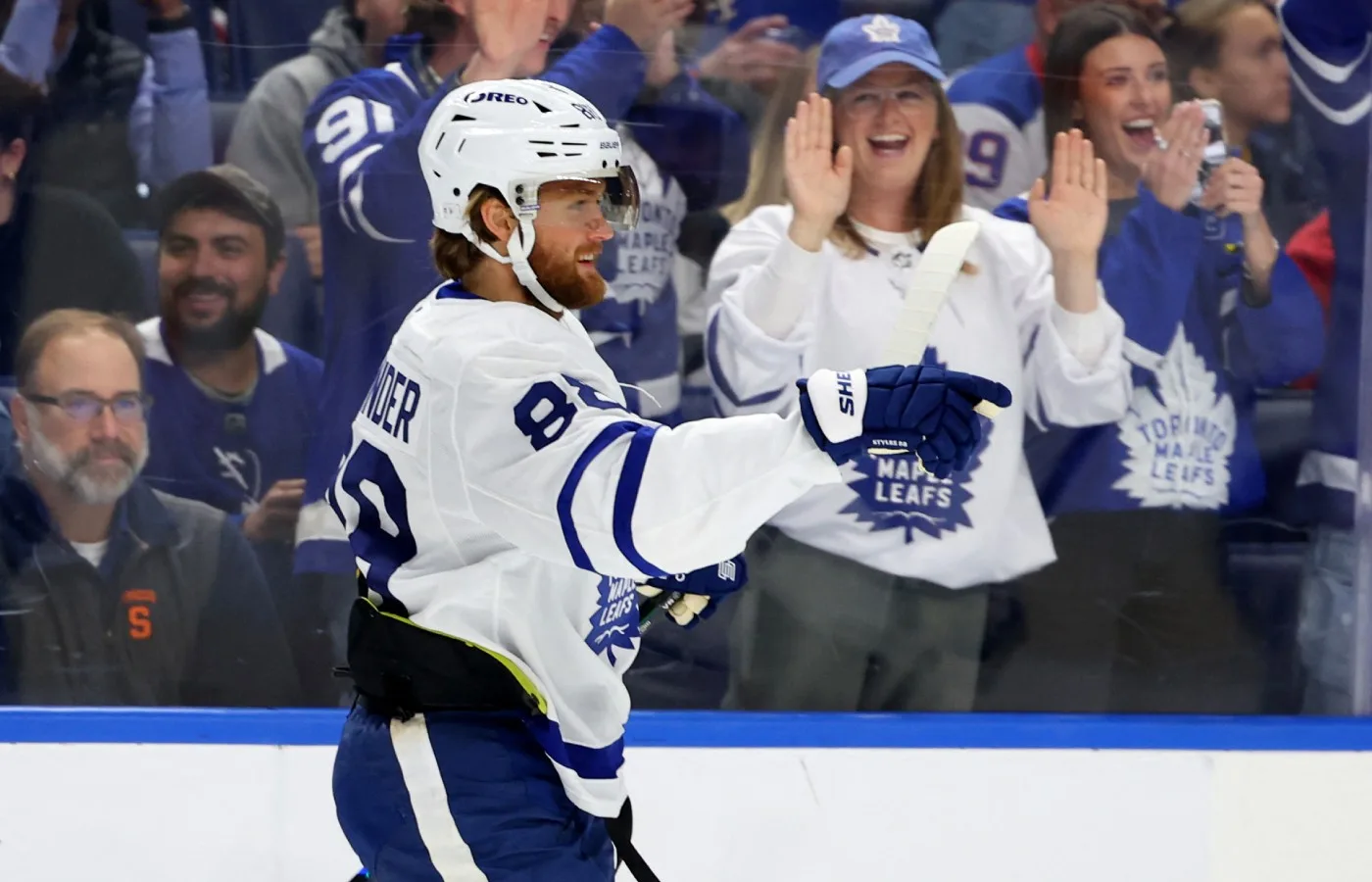 William Nylander redo för comeback