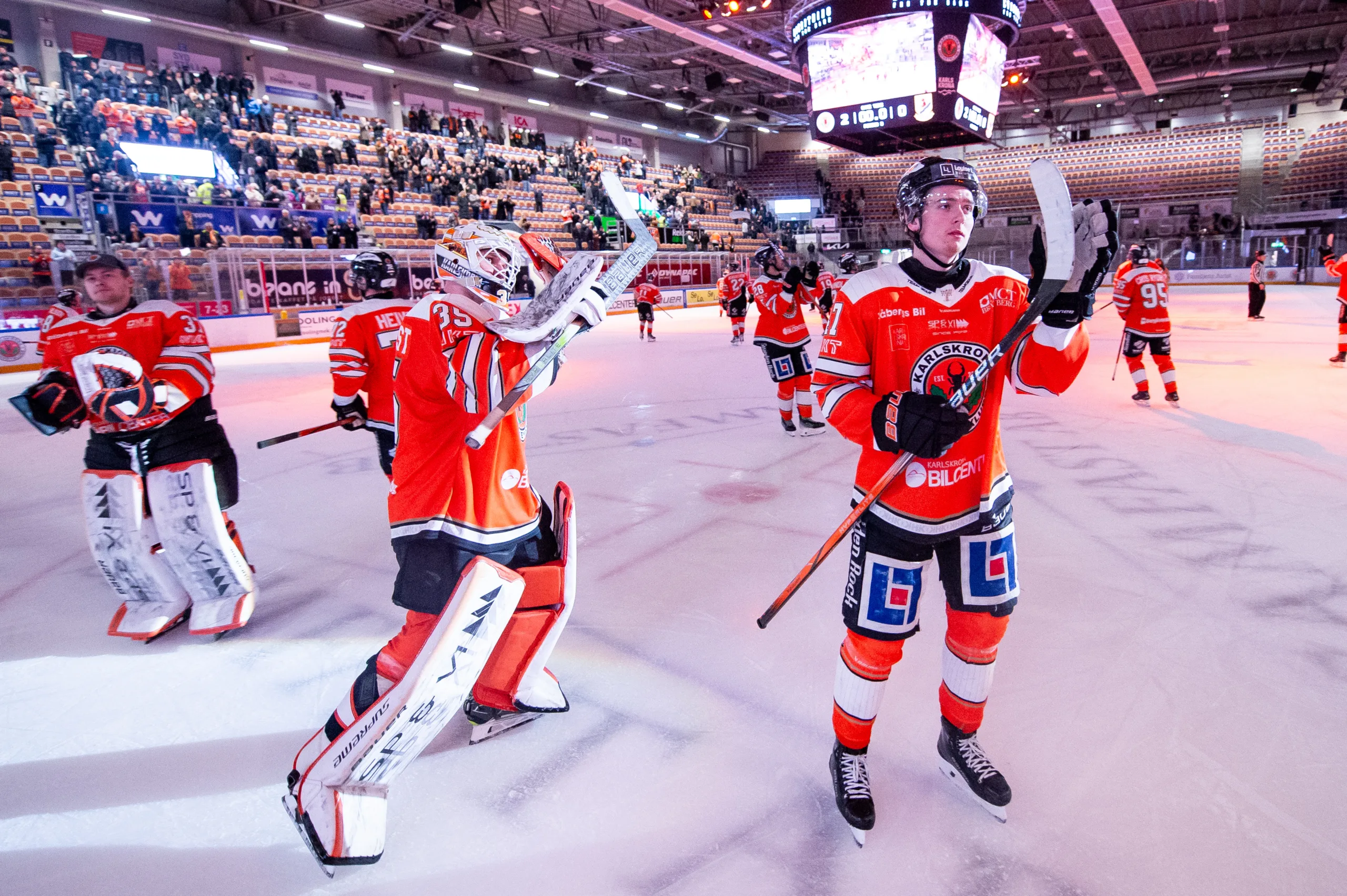 Karlskrona toppar tabellen efter seger mot Mariestad