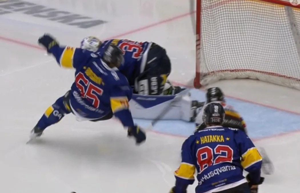 Stjärnan tvingas kliva av: ”Nattsvart för HV”