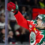 Tidigare SHL-forwarden stannar i Finland