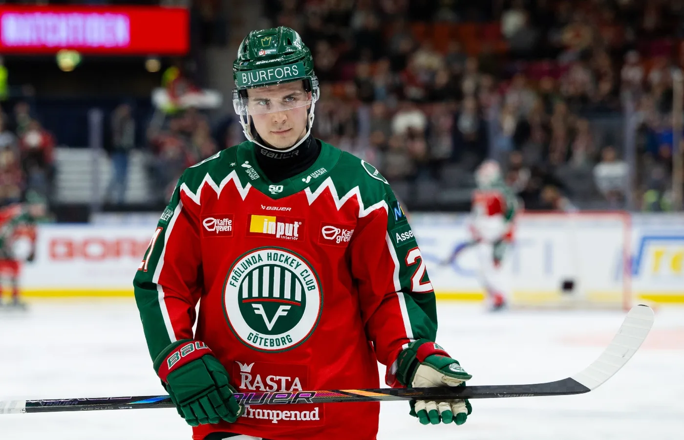 Stjärnan öppnar för förlängning: ”Pengar är inte alltid allt”