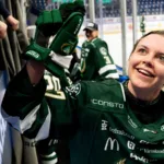 Hjälte – med sina två första mål för säsongen