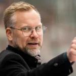 Tidigare Brynästränaren stannar i Finland