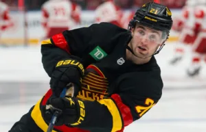 Säsongsdebut för svensken – efter 29 missade NHL-matcher