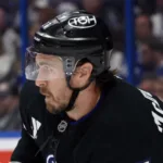 Skriver kontrakt värt 115 miljoner med veteranen