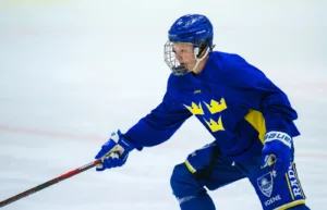 Aktuell för JVM 2027 – väljer spel i college