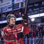 Forwarden fortsätter i Örebro: ”En viktig kärnspelare”