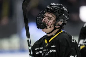 Seger för AIK mot VIK Hockey U20