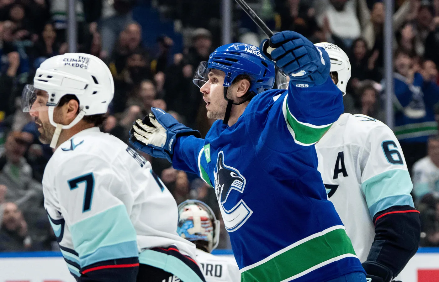 Svensken belönas med nytt NHL-kontrakt