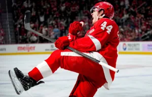 Pellikka och Raymond målskyttar i segern