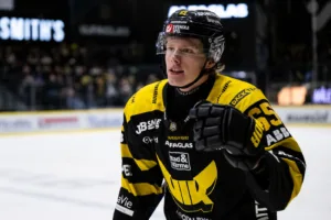 Missar kvällens match – kallas tillbaka till SHL