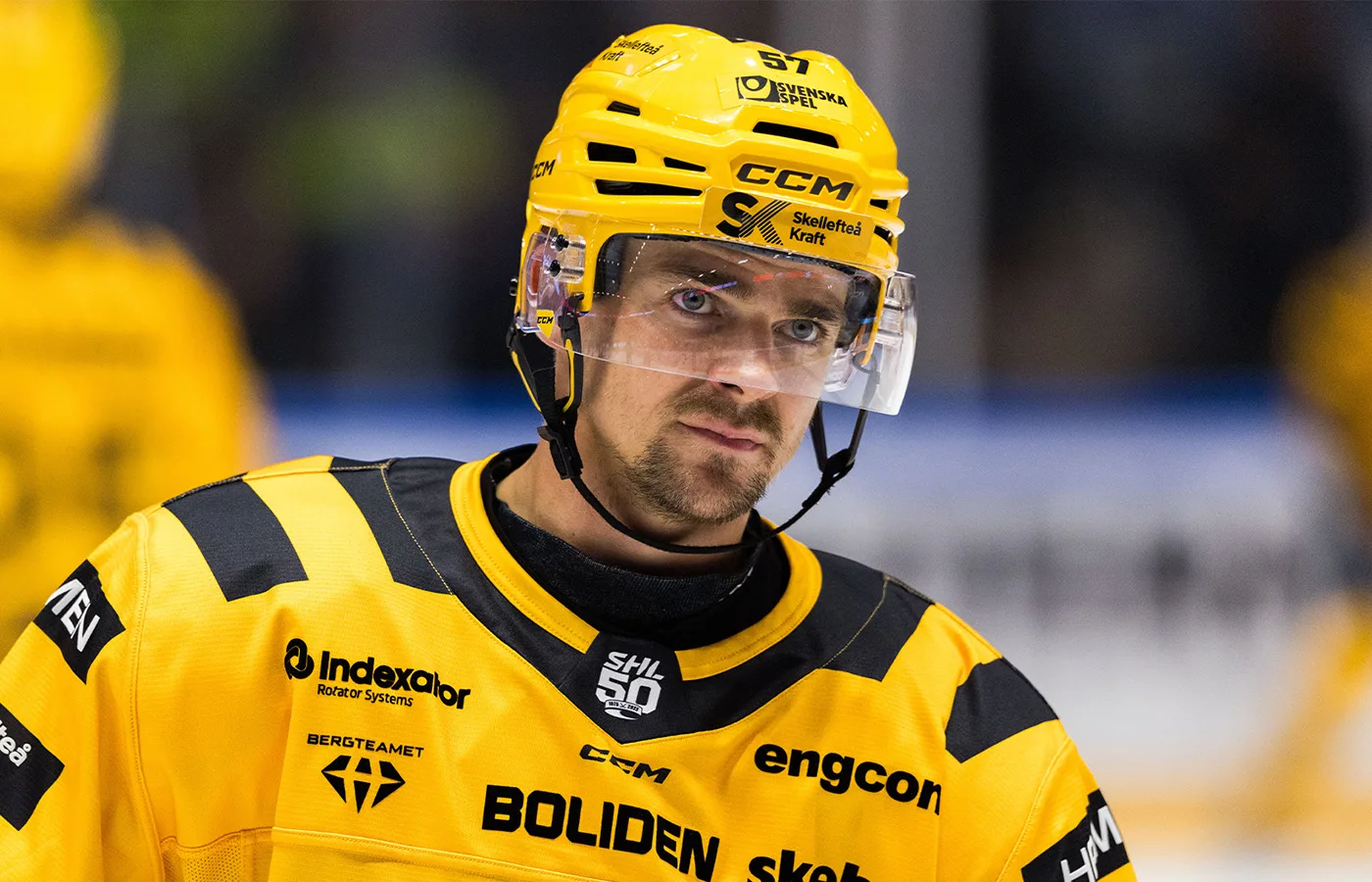 Petade stjärnhemvändaren: ”Tuffa beslut”