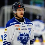 Bakslaget: Kaptenen har drabbats av hjärnskakning