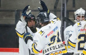 HV 71 vann med 3–2 borta mot Linköping