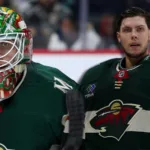 Uppgifter: Trots succén – OS-svensken bjuds ut till andra NHL-klubbar