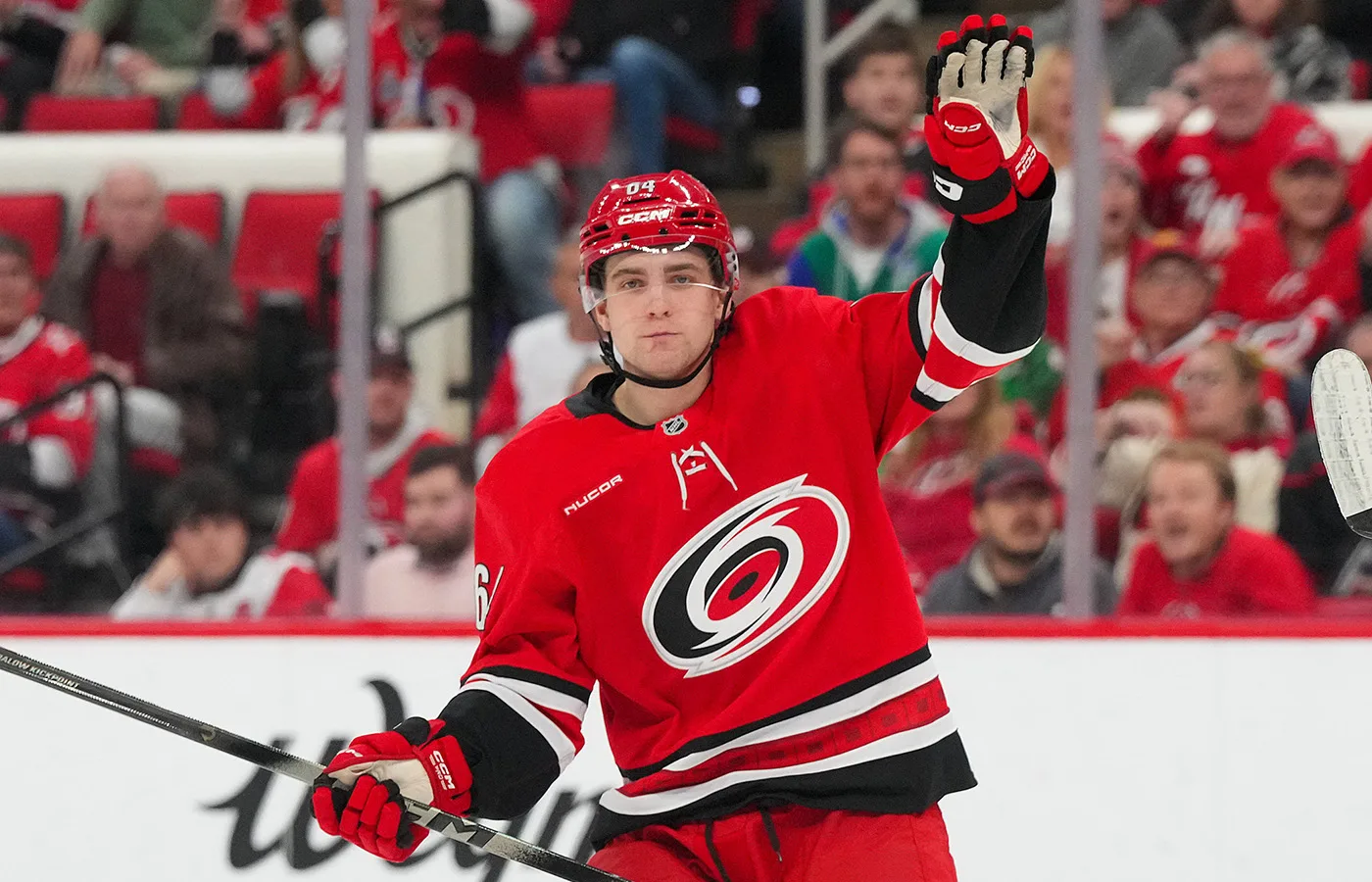 TV: Här sätter svensken sitt första NHL-mål