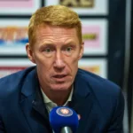 Fick sparken – men kan bli kvar i Färjestad